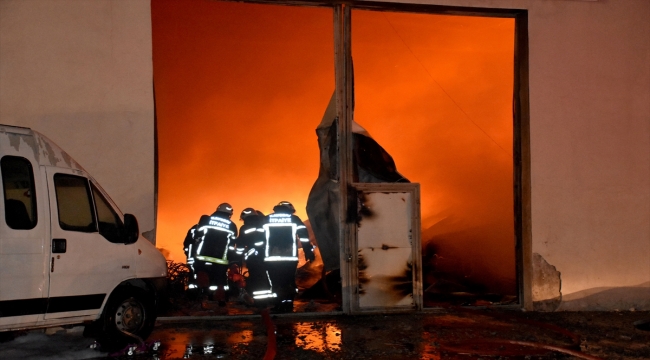 Kayseri'de bir fabrikada yangın çıktı