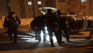 Kayseri'de "dur" ihtarına uymayan sürücünün otomobilinden uyuşturucu ve tabanca çıktı