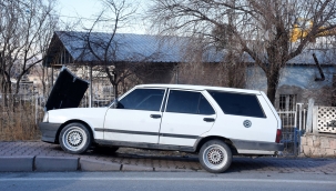 Kayseri'de polisin "dur" ihtarına uymayan şüpheliler, kullandıkları aracı bırakıp kaçtı