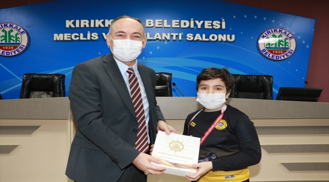 Kırıkkale'de online satranç turnuvasında dereceye girenler ödüllendirildi
