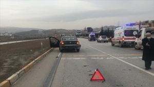 Kırıkkale'de trafik kazası: 2 yaralı