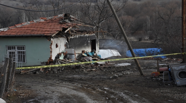 Kırşehir'de erkek arkadaşıyla birlikte öldürülen genç kızın evinde yangın çıktı