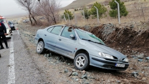 Kulu'da takla atan otomobilde aynı aileden 2'si çocuk 4 kişi yaralandı