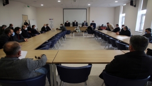 Sivas Valisi Ayhan'dan okullara başarı belgesi