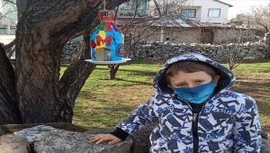 Yalıhüyük'te, ilkokul öğrencileri atık malzemelerden kuş yuvası yaptı