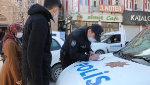 Aksaray'da kısıtlamaya uymayan 24 kişiye 75 bin 600 lira para cezası verildi