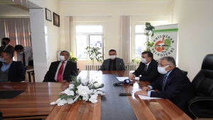 Başkan Büyükkılıç, Yeşilhisar ilçesinde istişare toplantısı düzenledi