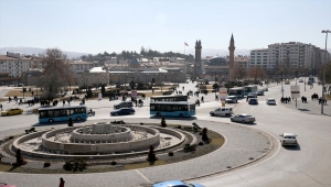 İç Anadolu'da hava sıcaklıkları mevsim normalleri üzerinde seyretti