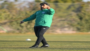 İlhan Palut, Konyaspor'da ilk antrenmanına çıktı
