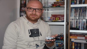 Kaybettiği oyuncağını 30 yıl sonra bulunca koleksiyoncu oldu 