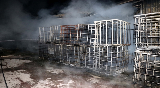 Kayseri'de sabun için yağ üreten tesiste çıkan yangın söndürüldü