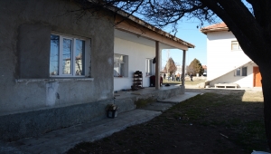 Kırşehir'de karısını bıçakla öldüren zanlı polise teslim oldu