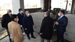 Kırşehir Valisi Akın, sağlık yatırımlarını inceledi