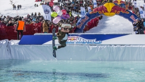 Red Bull Kar Havuzu'nun filmi çekilecek