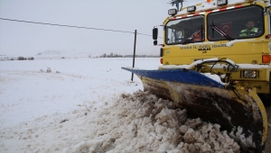 Sivas'ta aralıktan bu yana 3059 köy yolunda karla mücadele edildi