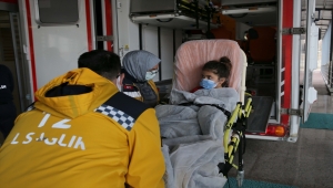 Sivas'ta karbonmonoksit gazından zehirlenen 6 kişi hastaneye kaldırıldı