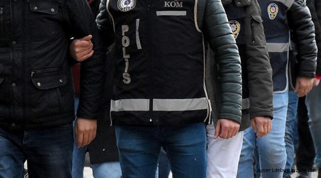 Kayseri'de uyuşturucu ticareti yaptıkları iddia edilen baba oğul yakalandı
