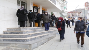 Kayserispor'un prensipte anlaştığı teknik direktör Hamza Hamzaoğlu, kente geldi