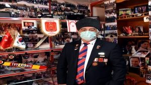 Kırşehirli gazi, 47 yıllık Kıbrıs Harekatı anılarını evinde yaşatıyor