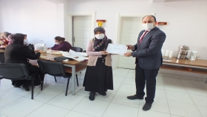 Ulaş'ta kadın kursiyerler sertifikalarını aldı