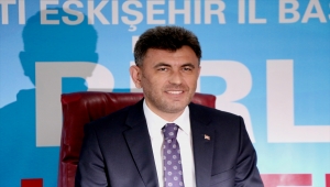 AK Parti İl Başkanı Zihni Çalışkan, Eskişehir Büyükşehir Belediyesi yönetimini eleştirdi
