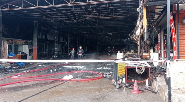 Ankara'nın Kızılcahamam ilçesinde Kasaplar Çarşısı yangında hasar gördü