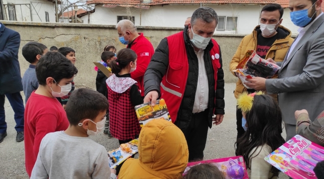 Çubuk Belediye Başkanı Demirbaş, Türk Kızılayı Aşevi'ni ziyaret etti