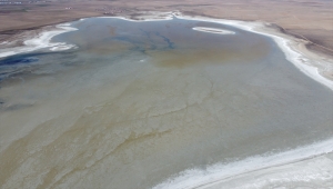 Düden Gölü'nün su seviyesindeki düşüş doğaseverleri tedirgin ediyor