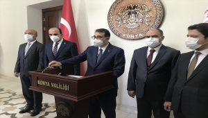 Enerji ve Tabii Kaynaklar Bakanı Fatih Dönmez, Konya'da gazetecilere değerlendirmelerde bulundu: