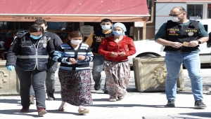 Eskişehir'de evlerden hırsızlık yaptıkları iddia edilen 5 şüpheli tutuklandı