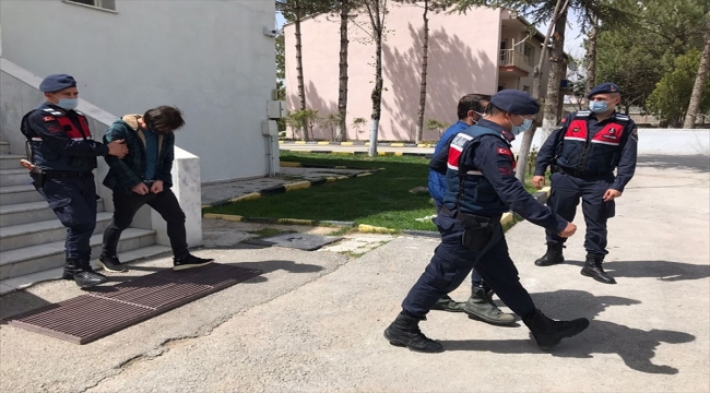 Eskişehir'de uyuşturucu operasyonunda gözaltına alınan 5 şüpheliden biri tutuklandı