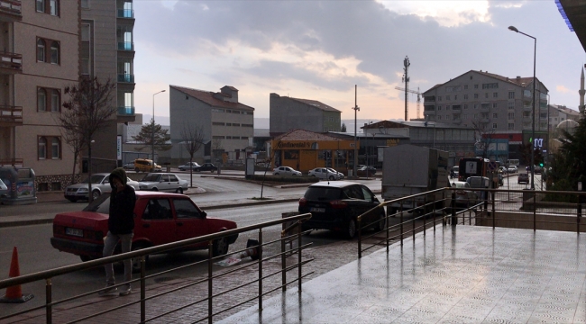 İç Anadolu'da Kovid-19 tedbirleri kapsamında sokağa çıkma kısıtlaması başladı