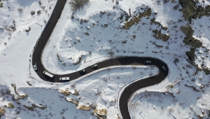 İlkbaharda yağan kar Kapadokya'da güzel görüntü oluşturdu