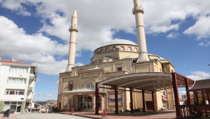  Kaman Müftülüğünden akşam ezanının 10 dakika geç okunmasına ilişkin açıklama: