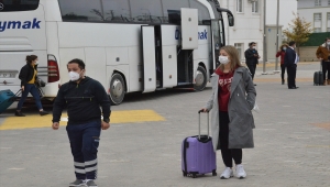 Karaman'da Kovid-19 testi pozitif çıkan yolcunun bulunduğu otobüsteki 16 kişi karantinaya alındı