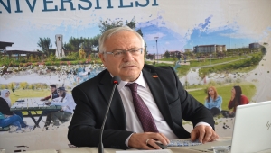 Karamanoğlu Mehmetbey Üniversitesi Rektörü Ak, basın mensuplarıyla buluştu