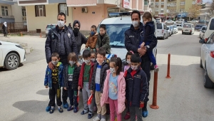 Kırıkkale'de kavga ihbarına gelen polislere sürpriz kutlama