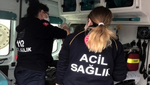 Kırıkkale'de polis merkezi önündeki bıçaklı kavgada polis, bekçi ve 2 kişi yaralandı