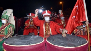 Kırıkkale'de tır üzerinde mehter takımlı "23 Nisan" coşkusu