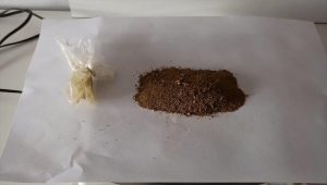 Kırıkkale'de uyuşturucu ticareti yaptıkları iddiasıyla 4 şüpheli tutuklandı