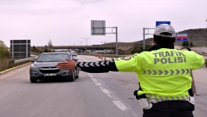 Kırıkkale, Kayseri ve Yozgat'ta Kovid-19 denetimleri sürüyor