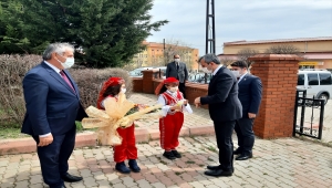 Kırıkkale Valisi Sezer, Karakeçili ilçesini ziyaret etti