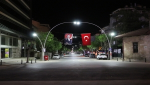 Konya, Karaman, Aksaray ve Afyonkarahisar'da "tam kapanma"yla sokaklar boşaldı