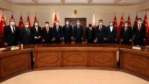 Milli Savunma Bakanı Akar, Avrupa'daki Türk dernek ve STK temsilcileriyle bir araya geldi