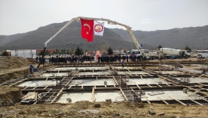 Seydişehir'de çevre yoluna yapılacak fırın ve butik dükkanların temeli atıldı