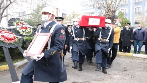 Siirt'te terör örgütü PKK'ya yönelik operasyonda şehit olan asker Niğde'de son yolculuğuna uğurlandı
