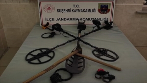 Sivas'ta izinsiz kazı yapan 5 şüpheli yakalandı