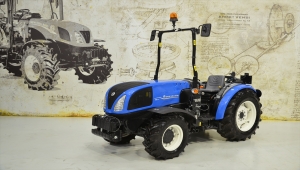 TürkTraktör yerli üretim "Faz V" emisyon motora sahip yeni traktörünün ihracatına başladı