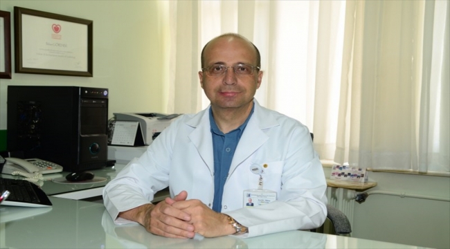 Uluslararası Elektrokardiyoloji Derneği Başkanı Görenek, Kovid-19'un önemli kalp çarpıntılarını tetiklediğini söyledi 