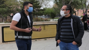 Vali Vahdettin Özkan, "Narkotik Eğitim Tırı"nı inceledi